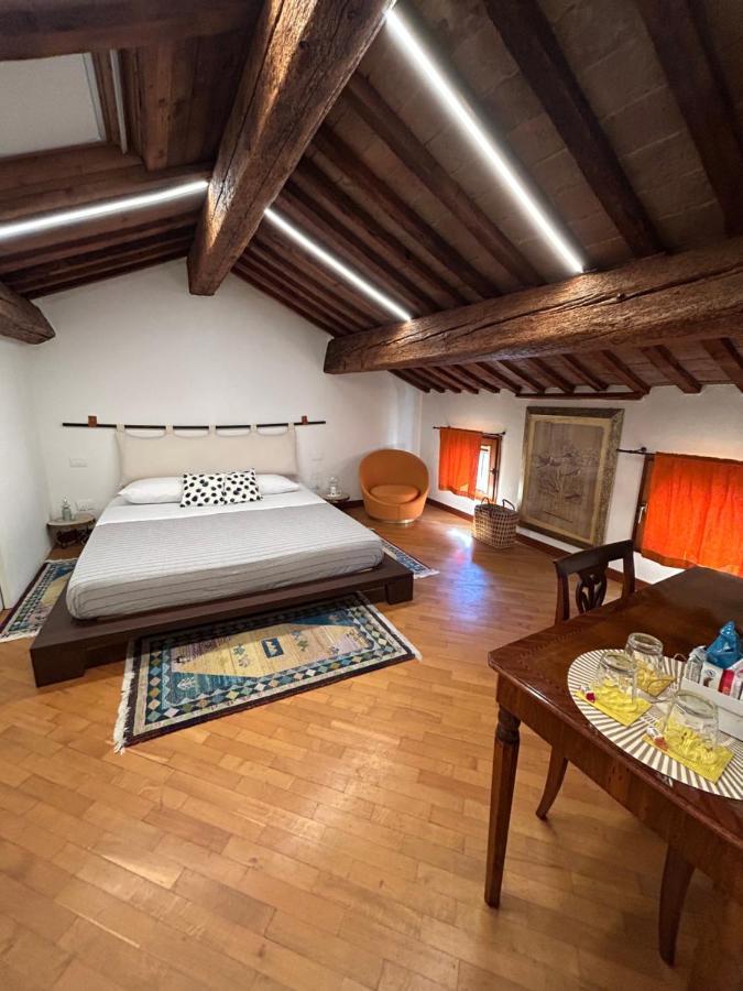 Chez Madame Hotel Ferrara Eksteriør billede